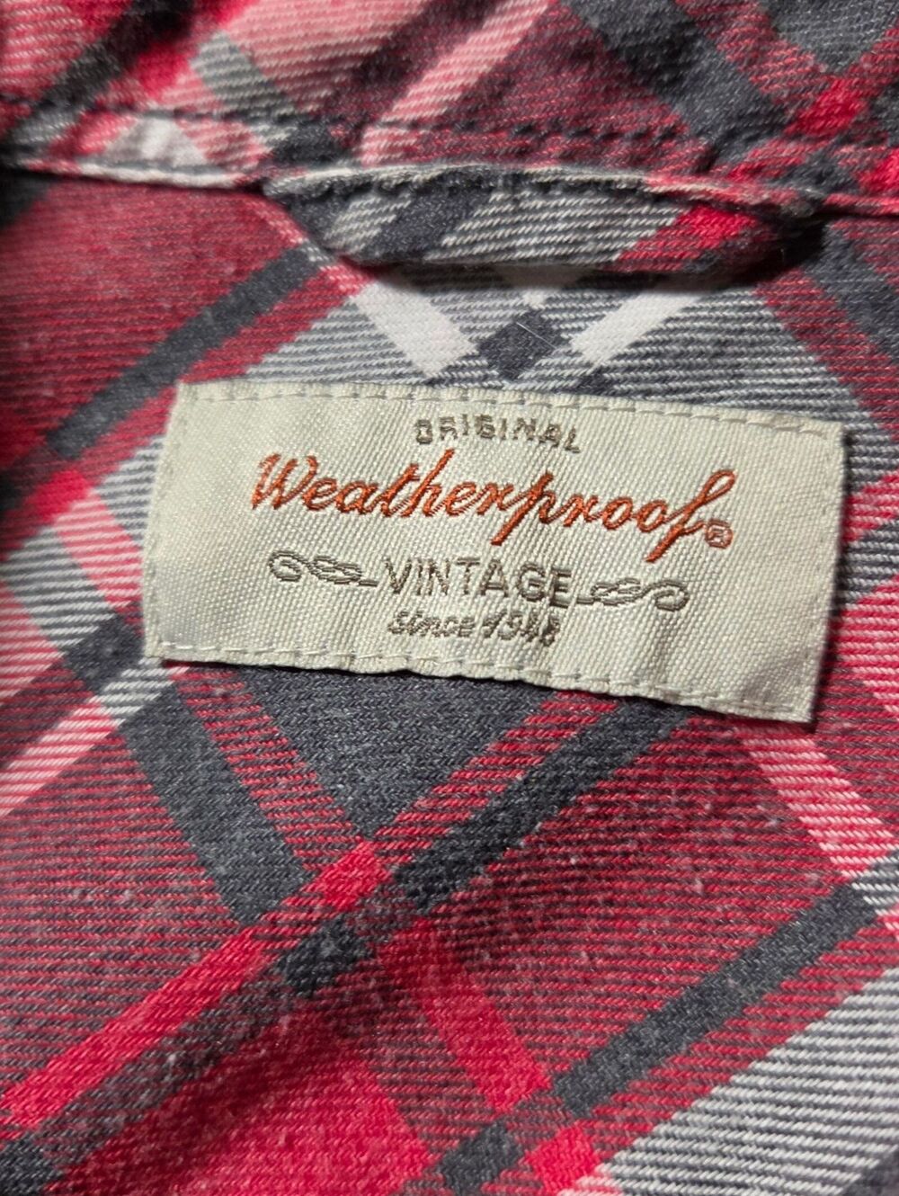 Weatherproof Vintage Red Gray Plaid Button-Up Shirt Large - Picture 2 of 12